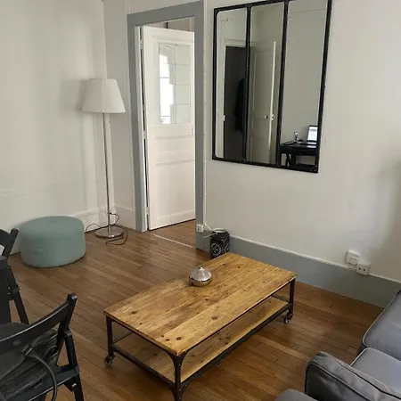 Inside - Rue De Chambery アパート